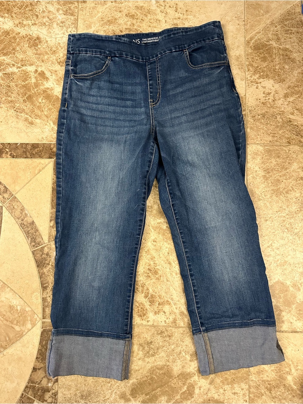 Reitman’s Stretch Denim Crop Jeans in Medium Blue Size 32 Length 24”